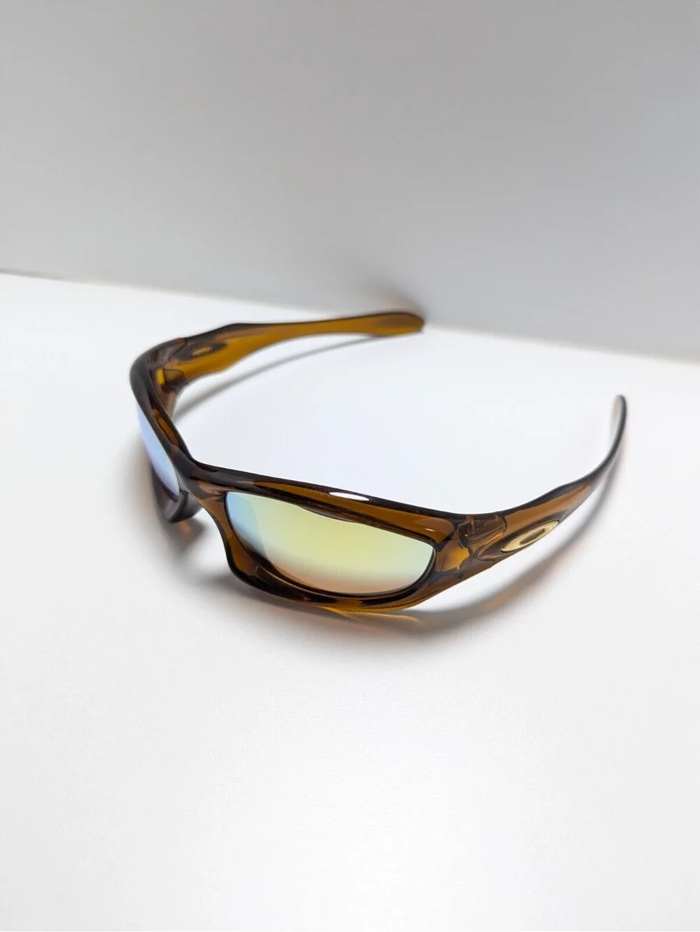 Oakley Monster Dog Gen 1 Gold Lenses UV Lens Brown Wrap Men’s Sport Sunglasses